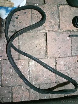 Díly na Lada Samara - různé, křídlo Foha apod. - 4