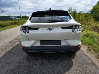 Ford mustang Mach e 99kwh - 4