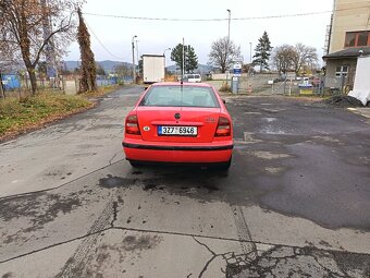Škoda Octavia 1.9tdi 66 kW prodám nebo vyměním - 4
