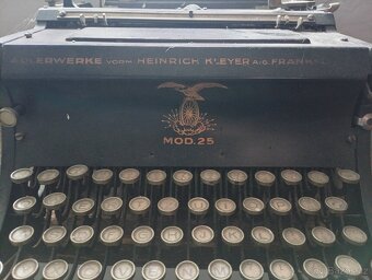 Psací stroj MOD 25 - 4