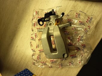 Brzdový třmen Octavia 1 Rs (zadní levý) - 4