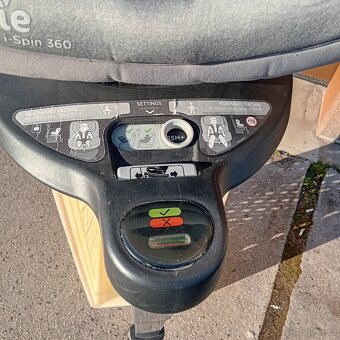 Autosedačka JOIE i-Spin 360 - 4