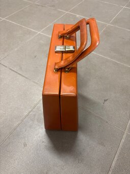 Prodám sběratelskou retro kabelku - 4
