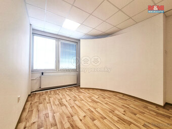 Pronájem kanceláře 36 m², Hodonín, ul. Velkomoravská - 4