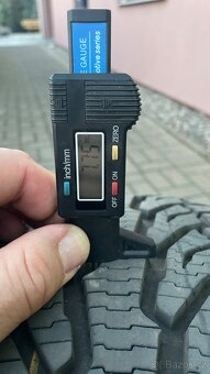 Celoroční pneu 225/45/17 - 4