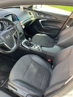 Opel Insignia 2.0 CDTi, r.v. 2012, plná výbava + letní gumy - 4