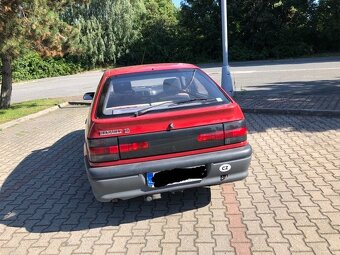 Renault 19 - 4