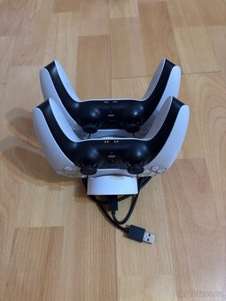 PS5 s mechanikou + hry a ovladače - 4