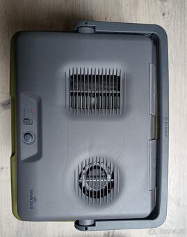 Chladící box (cestovní lednička) - 4