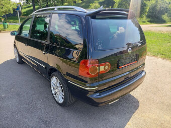 Volkswagen Sharan, 2.0Tdi 103kw klima+alu.kola+7míst - 4
