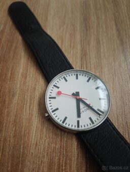 Švýcarské hodinky Mondaine Giant 42 - 4