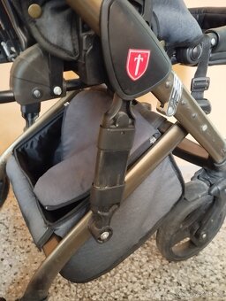 Kočárek Tudore a Fusaky - 4