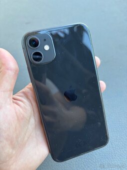 iPhone 11 - 4
