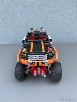 LEGO Technic 9398 Truck 4x4 - 4