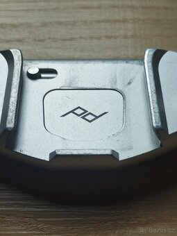 Peak Design Capture (v3) Silver - 4