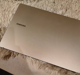 Samsung Galaxy Book 2 - 4