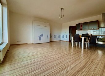 Pronájem bytu 2+kk/B 65m², ul. Karla Zicha, Praha 10 - Uhřín - 4