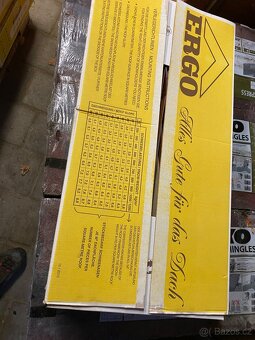 Protisněhový hák cihlově červená - 4