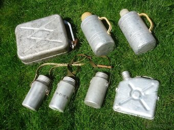 prodám příslušenství k vojenské kuchyni-kotel, velké modře s - 4