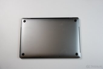 MacBook Pro 16” 2019 - i9 / 16 GB RAM / 1 TB SSD - 4