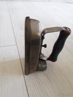 Retro žehlička - 4