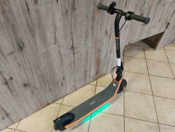 Dětská elektrokoloběžka eKickScooter ZING C2 - 4