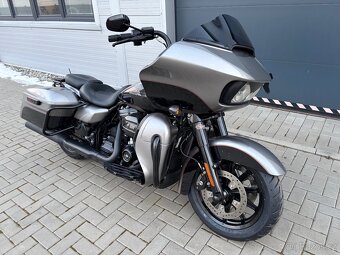 HARLEY DAVIDSON ROAD GLIDE - 4