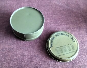 různé staré plechovky - 4