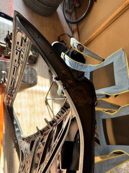 BMW E91 víko kufru - 4