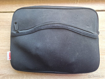 Netbook Acer Aspire One D255 - 4