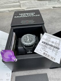 Omega x Swatch Moonswatch Mission to Moonphase SNOOPY BLACK - 4