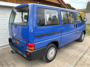 VW T4 2,5Tdi 75kW Caravelle 8 míst, pěkná výbava - 4