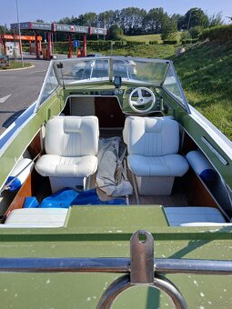 Motorový člun s motorem Volvo penta - 4