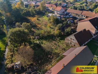 Křižanov, pozemek pro stavbu domu 2.360 m2, dům k rekonstruk - 4