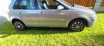 Volkswagen Polo - 4