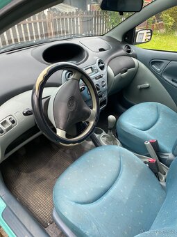 Toyota Yaris 1.0 - 4