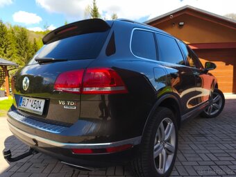 VW TOUAREG 3.0TDI 193kW-PLNY SERVIS-TOP STAV - 4