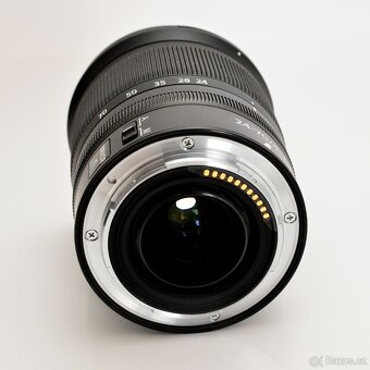 Nikon Z 24-70 mm f/4 S - 4