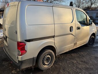 Náhradní díly / ND z Nissan NV200 - 4