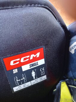 Nové hokejové kalhoty CCM tacks as 580 - 4