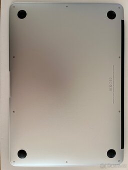 Apple MacBook Air 13” model A1466 (EMC 2925) 2015 - 4