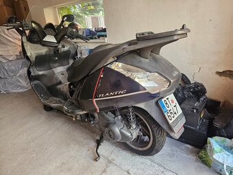 Aprilia atlantic 125 - 4