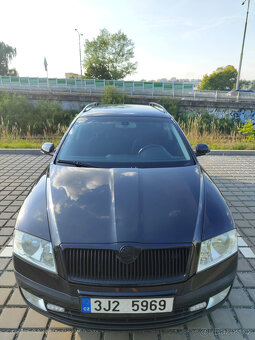 ŠKODA OCTAVIA II COMBI 1.9 TDI ELEGANCE, SERVISKA, 2x ALU - 4