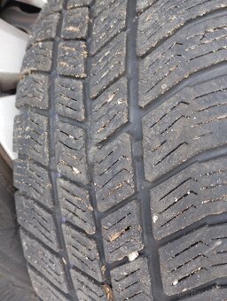 Zimní pneu 195/60 R15 - 4