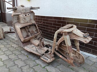 skutr Tatran manet 125 bez motoru - 4