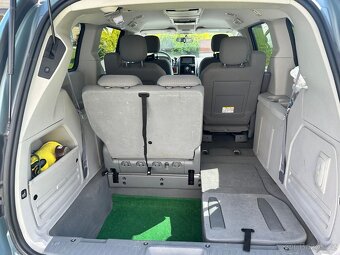 Chrysler Town Country 3,8 V6 148Kw BENZIN+LPG - 4