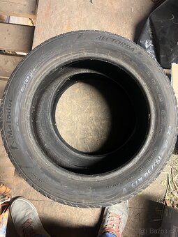 Pneu matador 195/50 R15 - 4