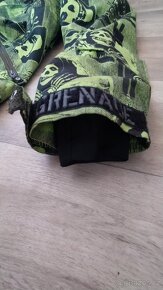 Bunda a kalhoty na snowboard - 4