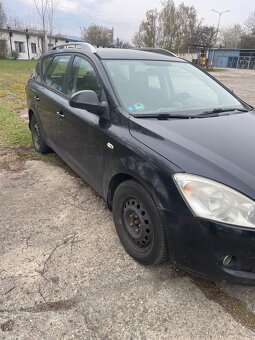 Kia Ceed 1,6 crdi 2007 - 4