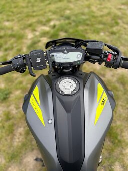 Yamaha MT-07 - 4